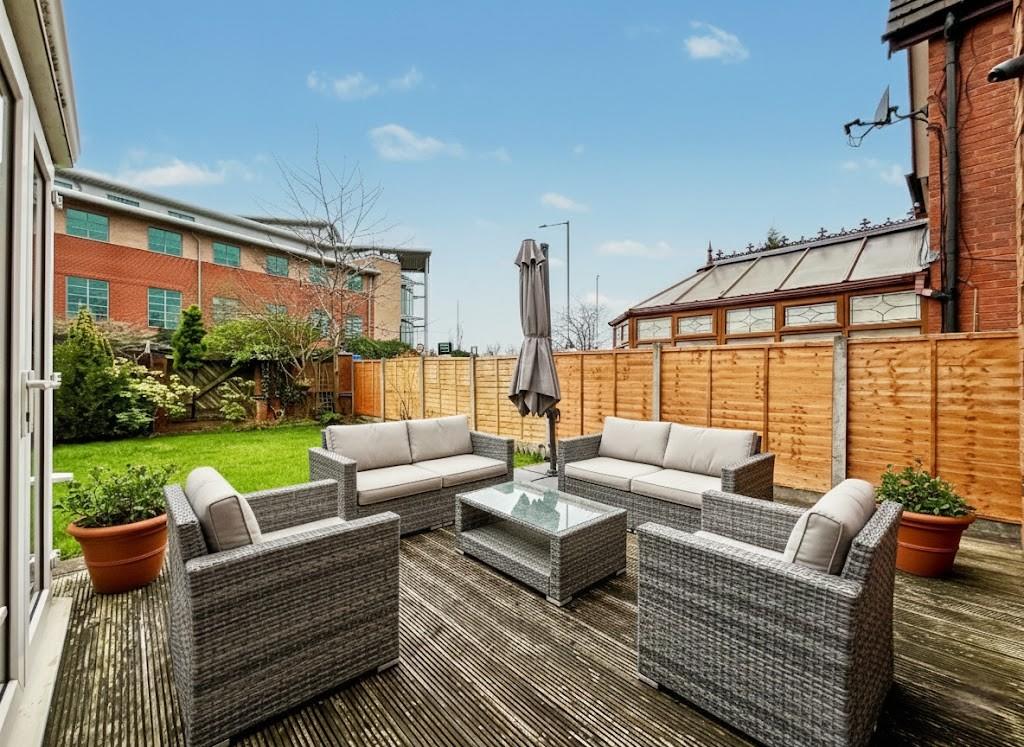 House Regency Gardens in Cheadle Hulme