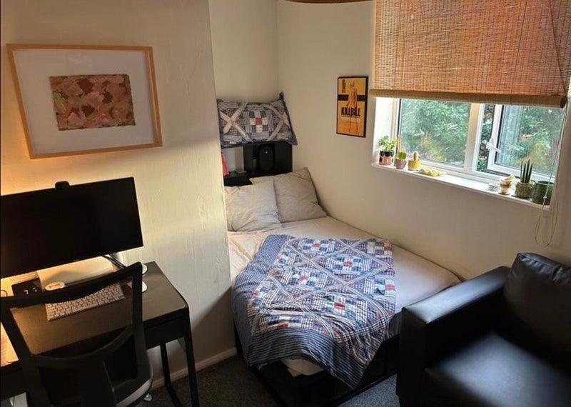 Room Copenhagen Place in Greater London