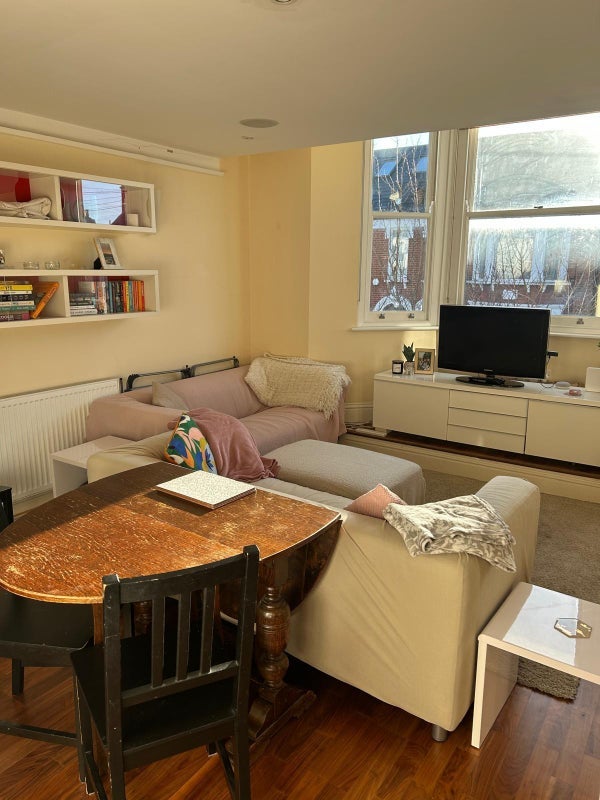 Room Brandreth Road in Greater London
