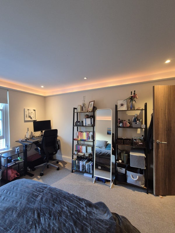 Room Brandreth Road in Greater London