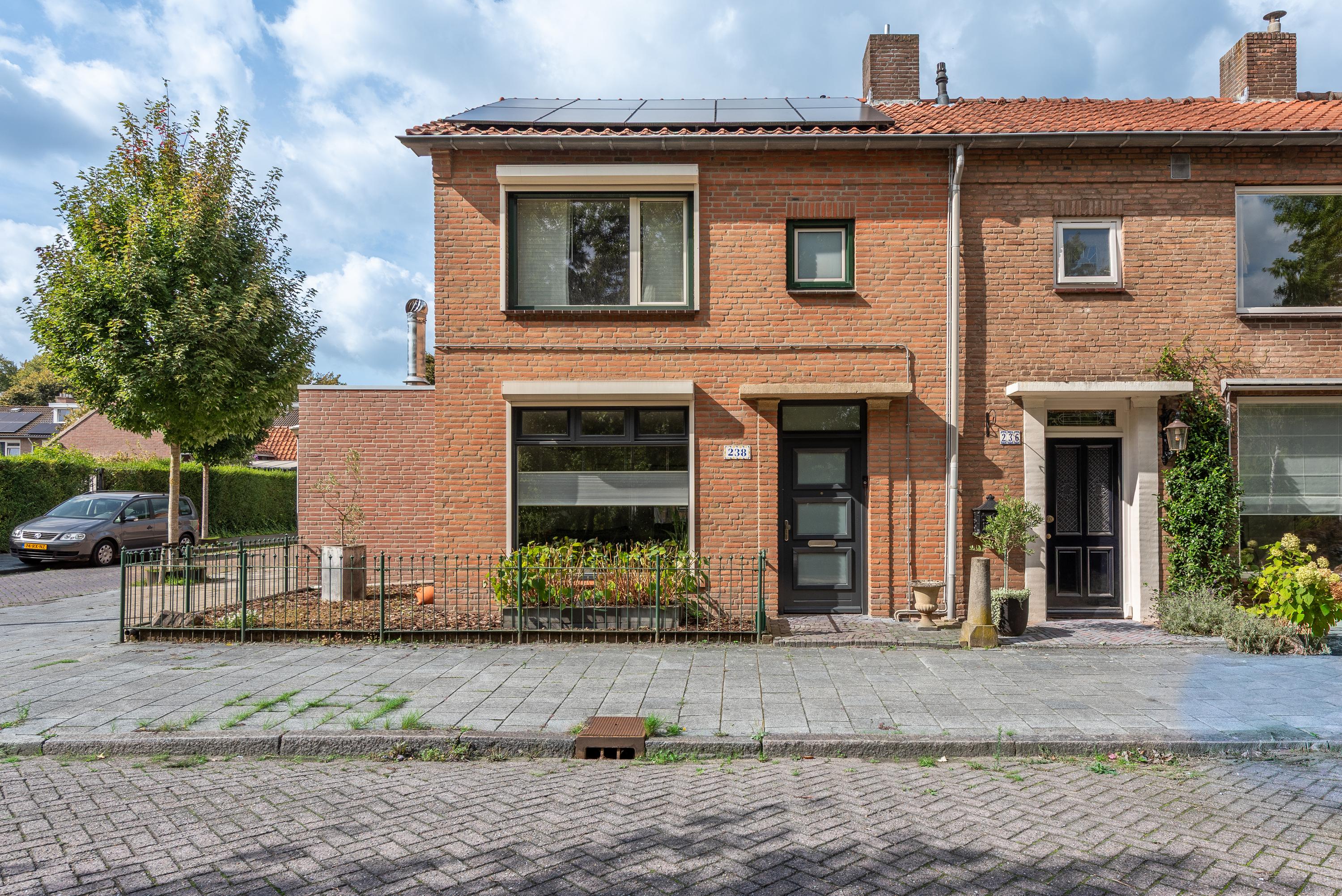 Hoekwoning te koop: Eckartseweg Noord 238, Eindhoven