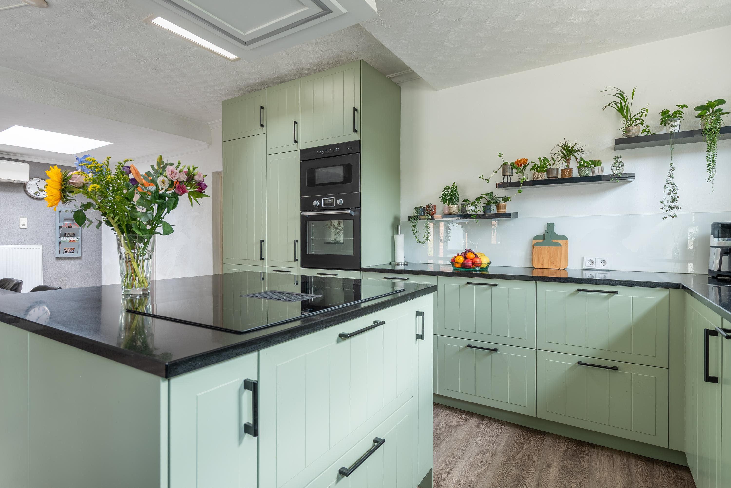 Hoekwoning te koop: Eckartseweg Noord 238, Eindhoven