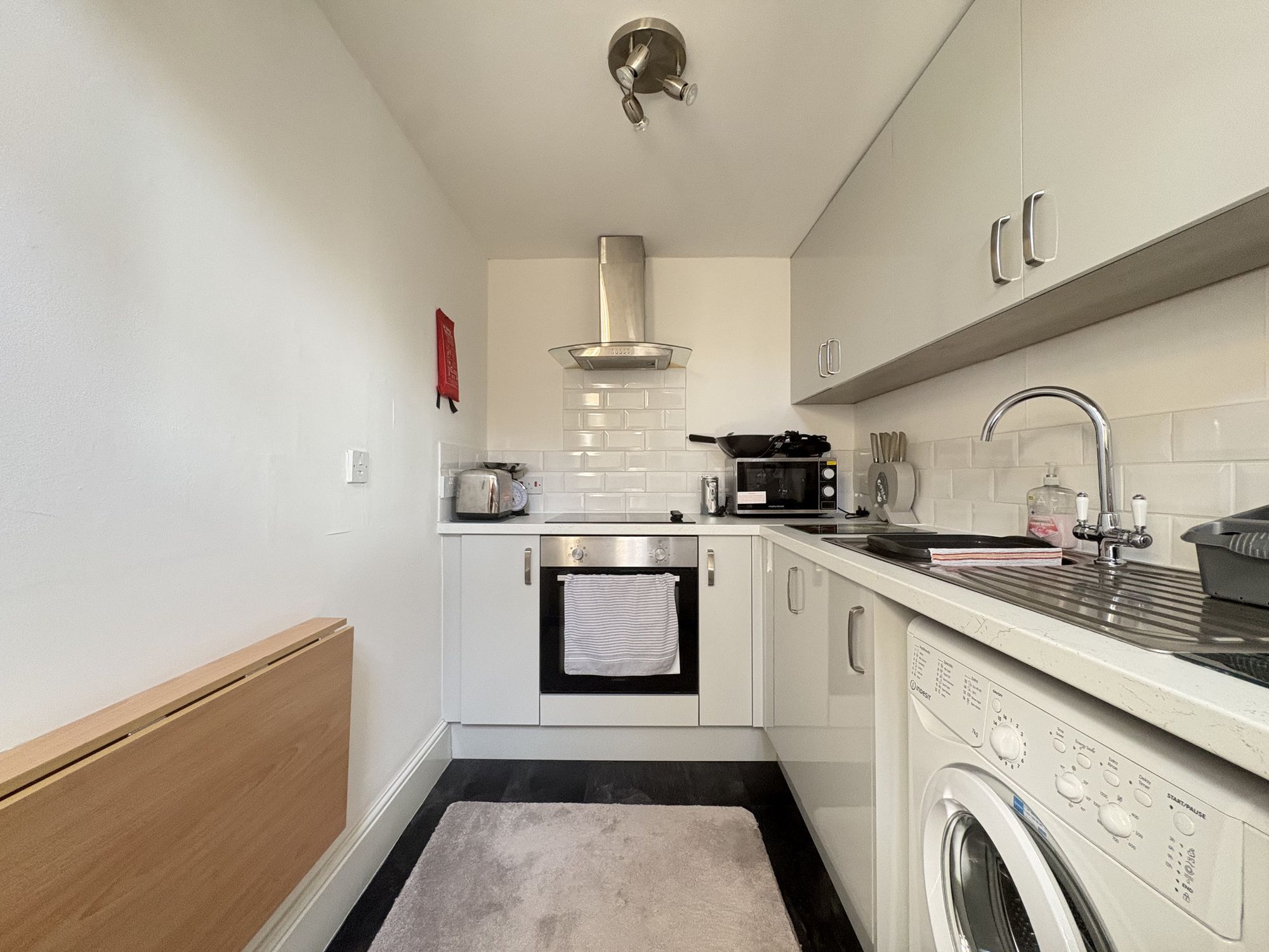 Flat Reddenhill Road in Torquay