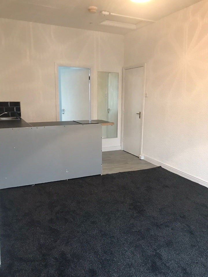 Flat Cromwell Road in Prestwich