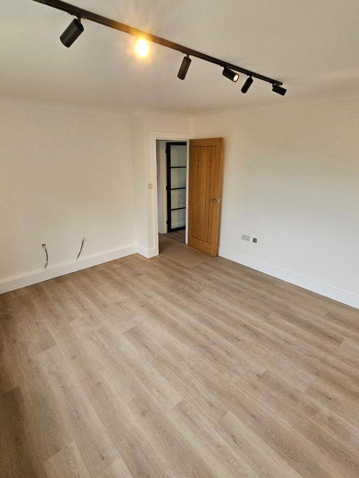 Flat Homestead Paddock in Greater London