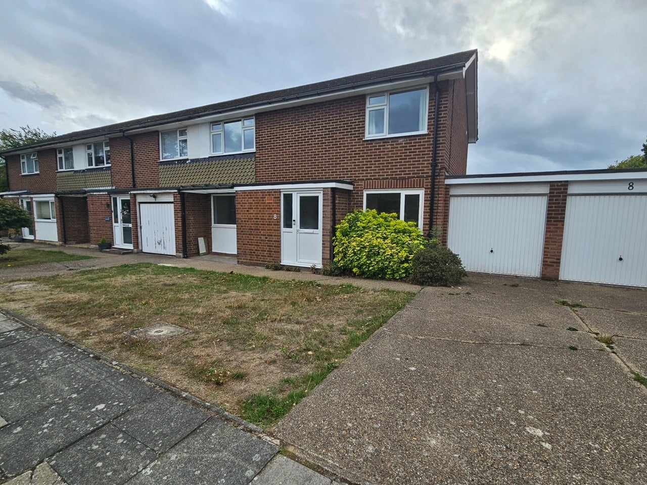 Flat Homestead Paddock in Greater London