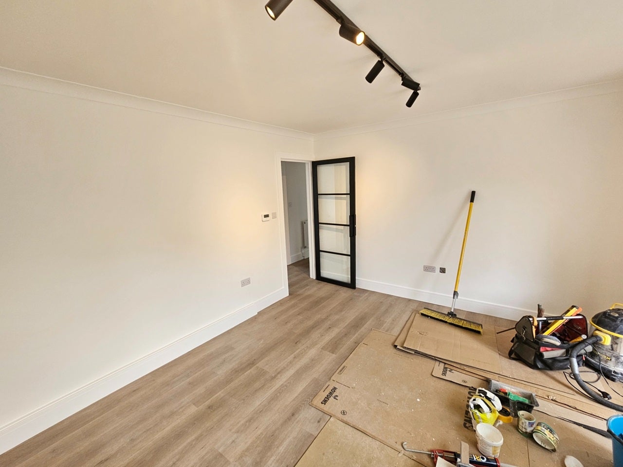 Flat Homestead Paddock in Greater London