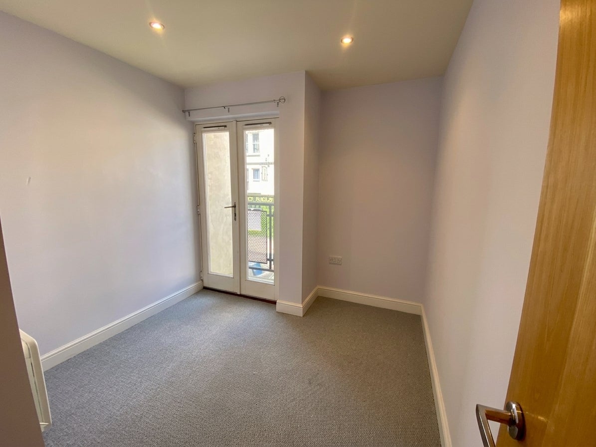 Flat Southgate Street in Gloucester