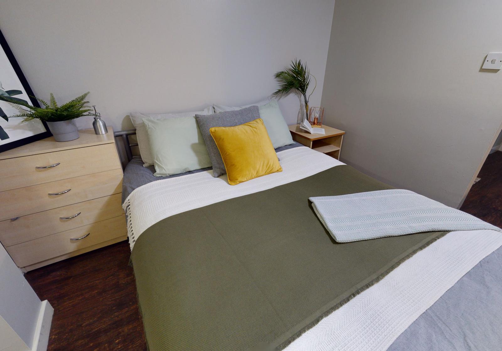 Room Newarke Street in Leicester