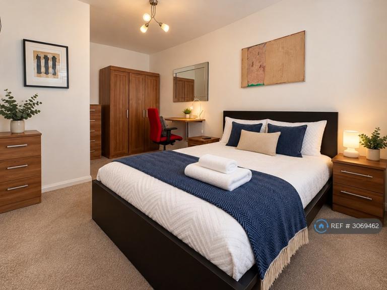 Room London Road in Reading