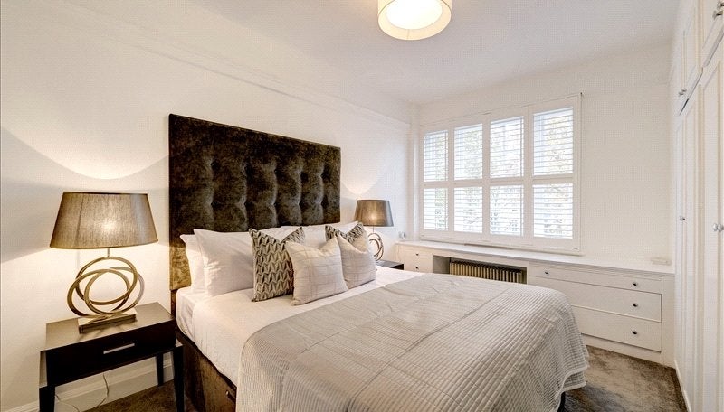 Flat Fulham Road in Greater London
