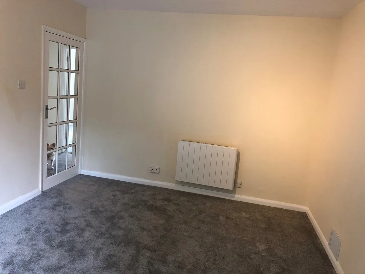 Flat Whyteleafe Hill in Tandridge