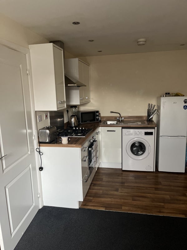 Room Belton Close in Sunderland
