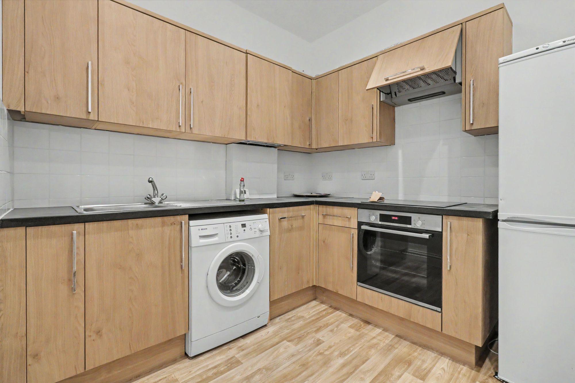 Flat Winchester Road in Elmbridge