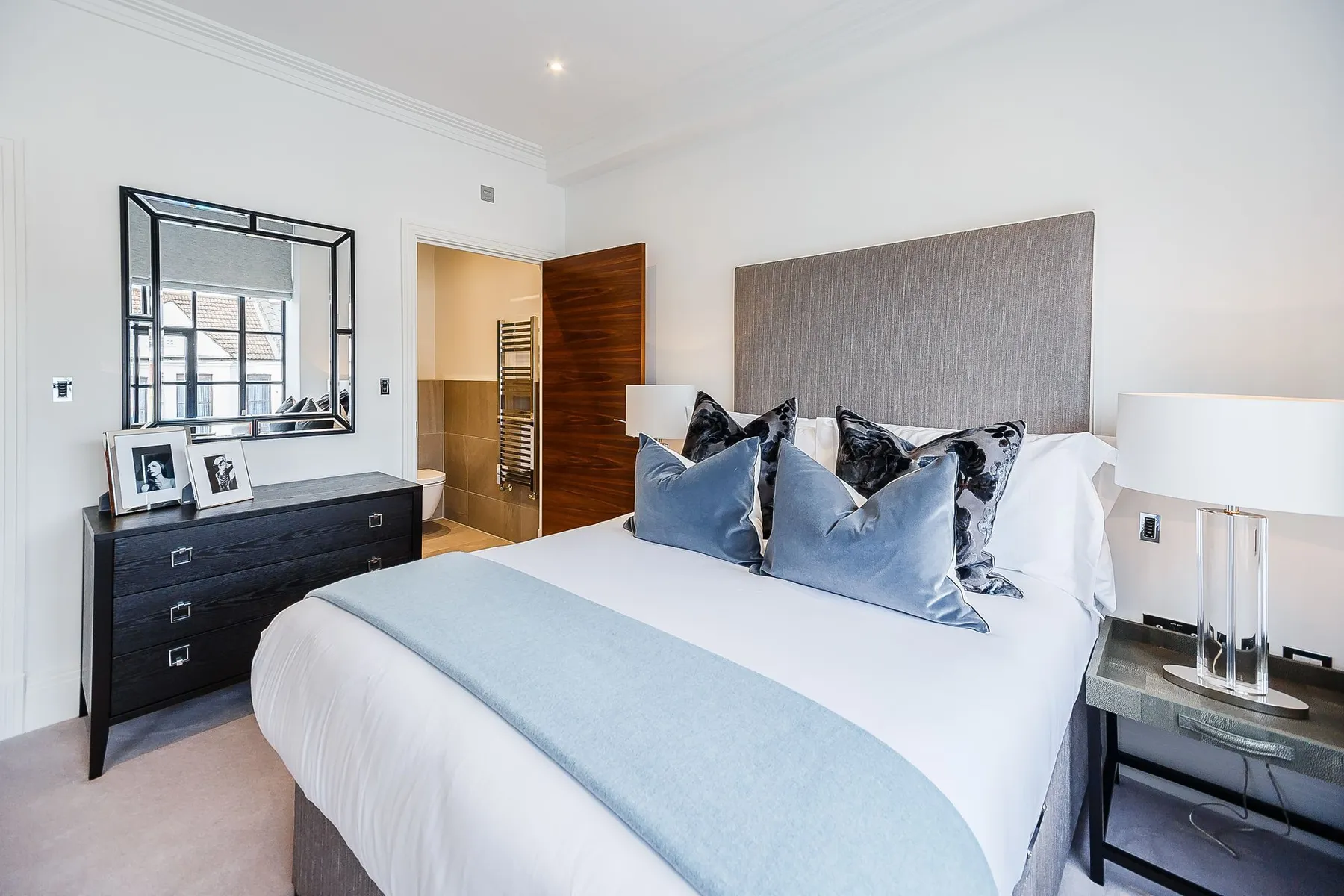 Flat Rainville Road in Greater London