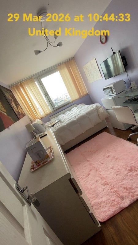 Room Weston Street in Greater London