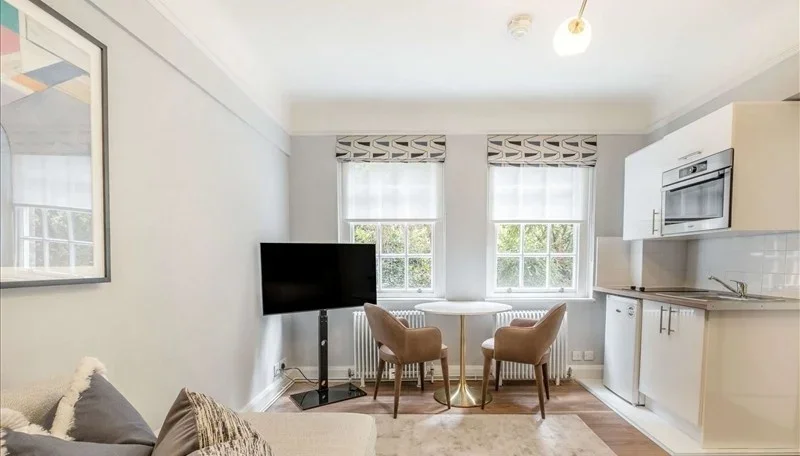 Flat Fulham Road in Greater London