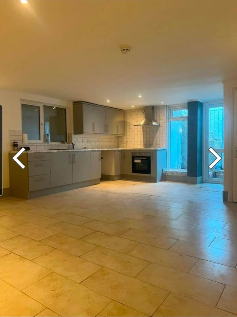 Flat Wolverton Road in Leicester