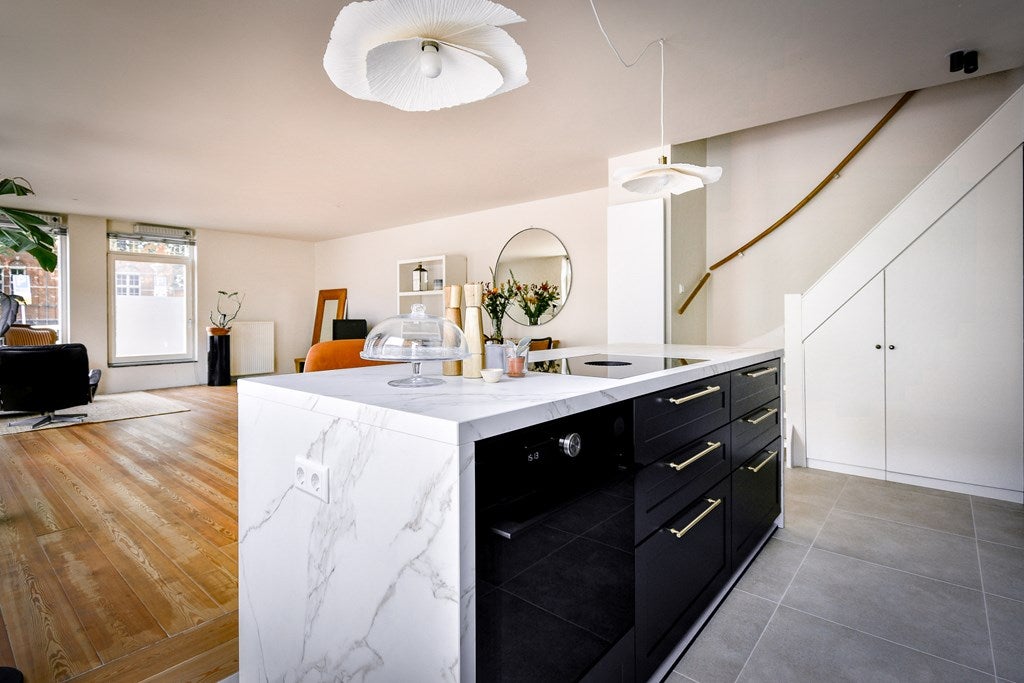 Appartement Van Oldenbarneveldtplein in Amsterdam