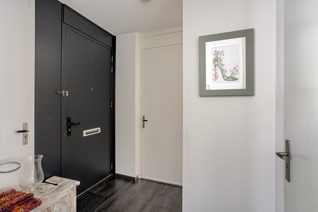 Tussenwoning te koop: Pater Hubertuscour 5, Geleen