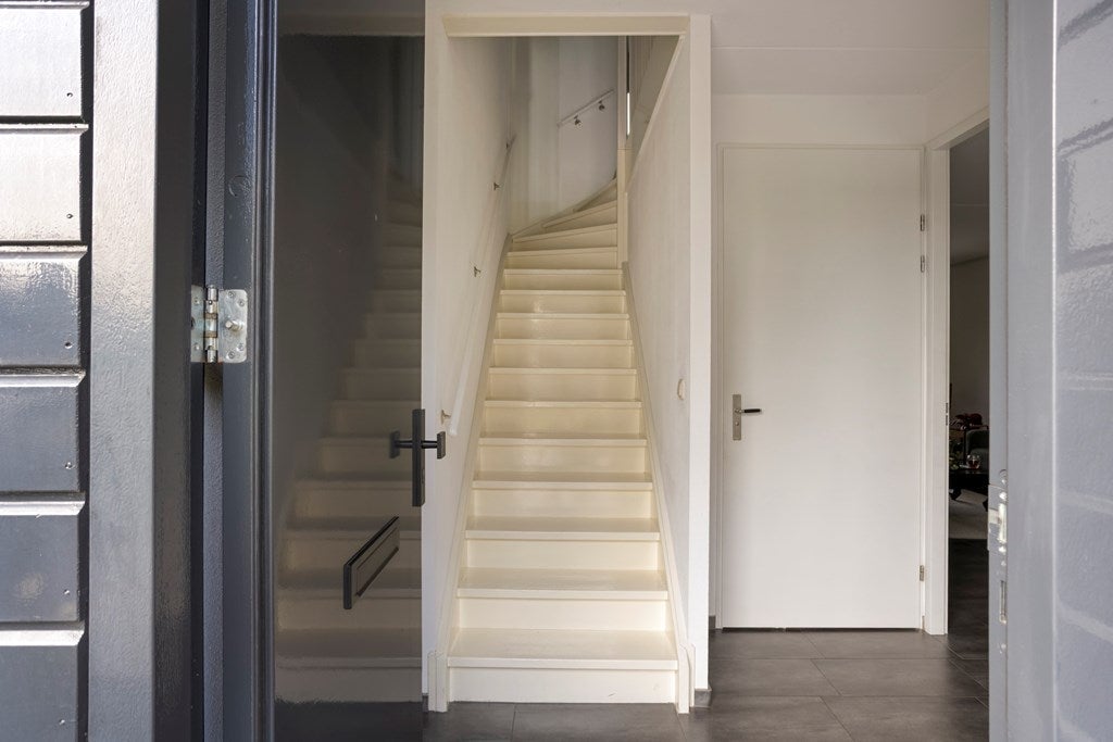 Tussenwoning te koop: Pater Hubertuscour 5, Geleen