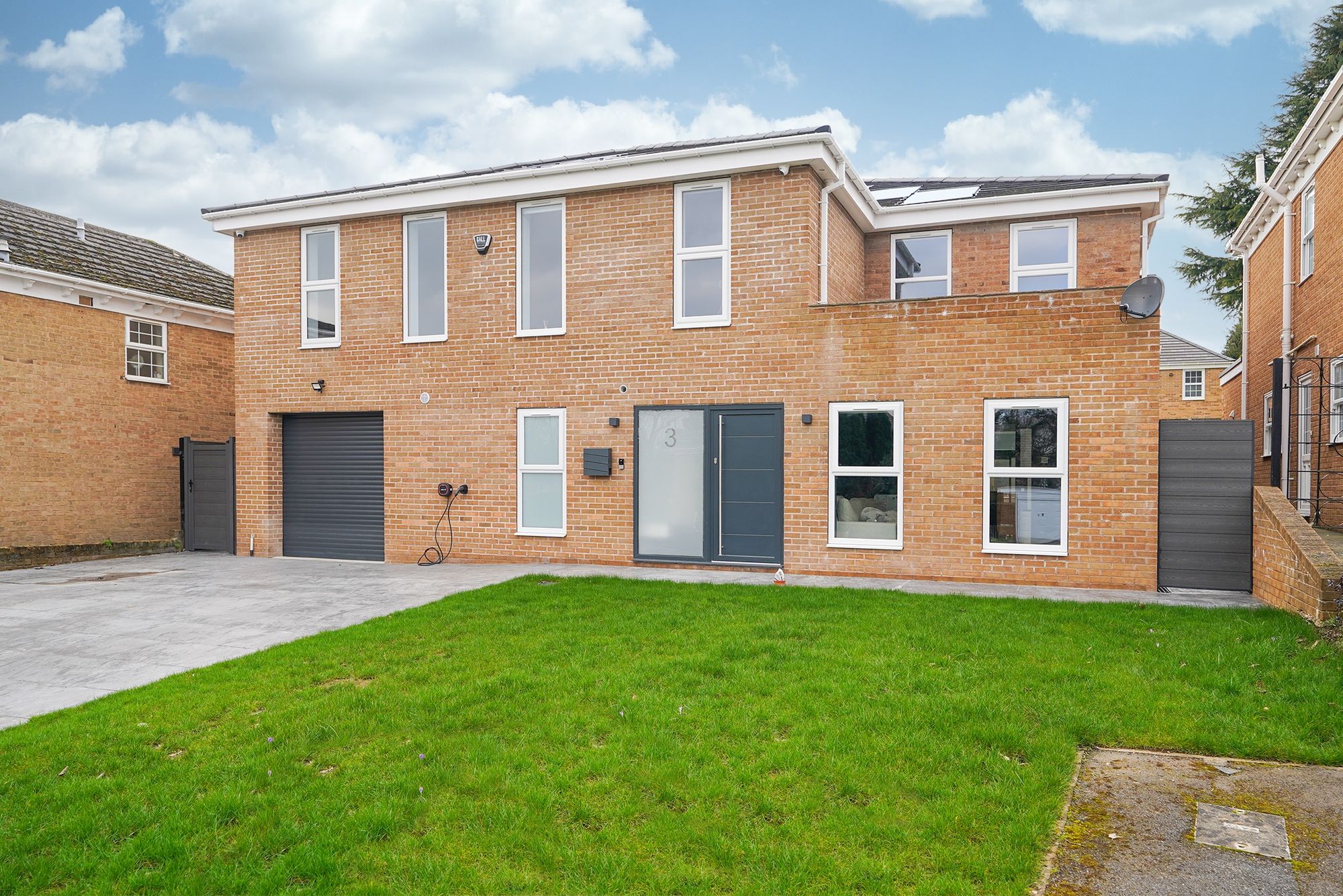House Alton Close in Sheffield
