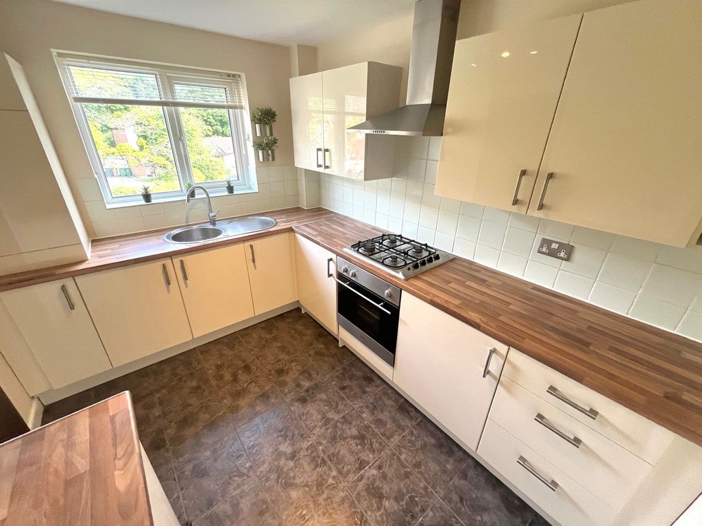 Flat Masonwood in Preston