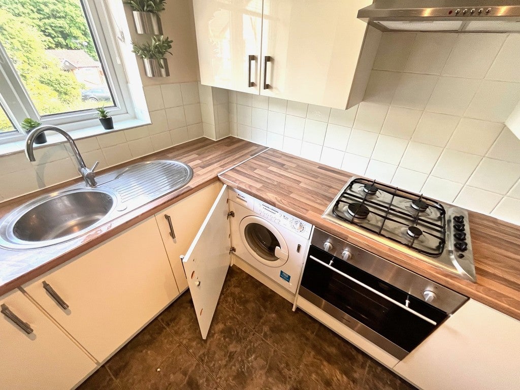 Flat Masonwood in Preston