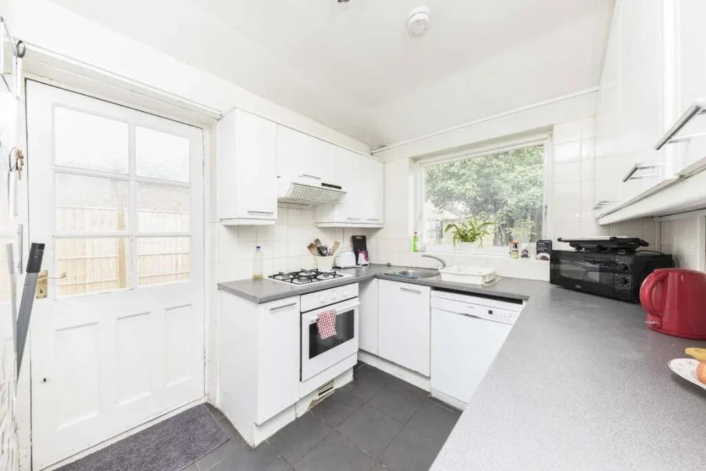 House Monks Drive in Greater London
