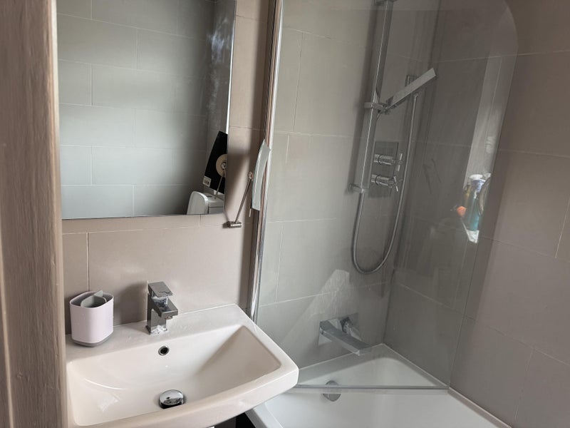 Room Wolf Lane in Windsor