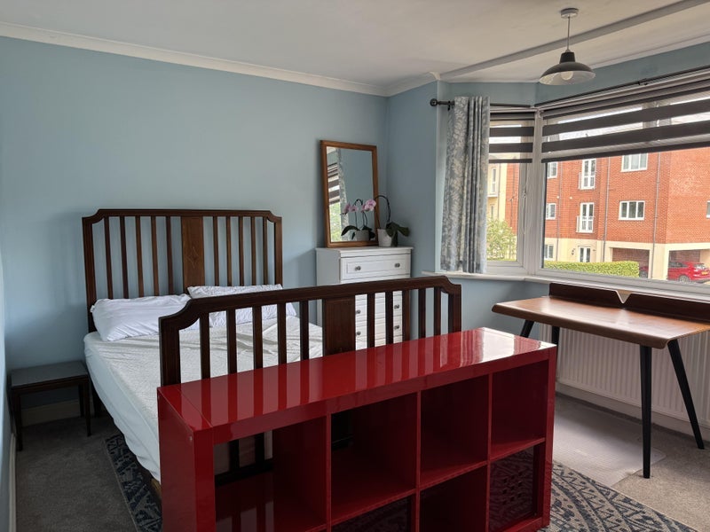 Room Wolf Lane in Windsor