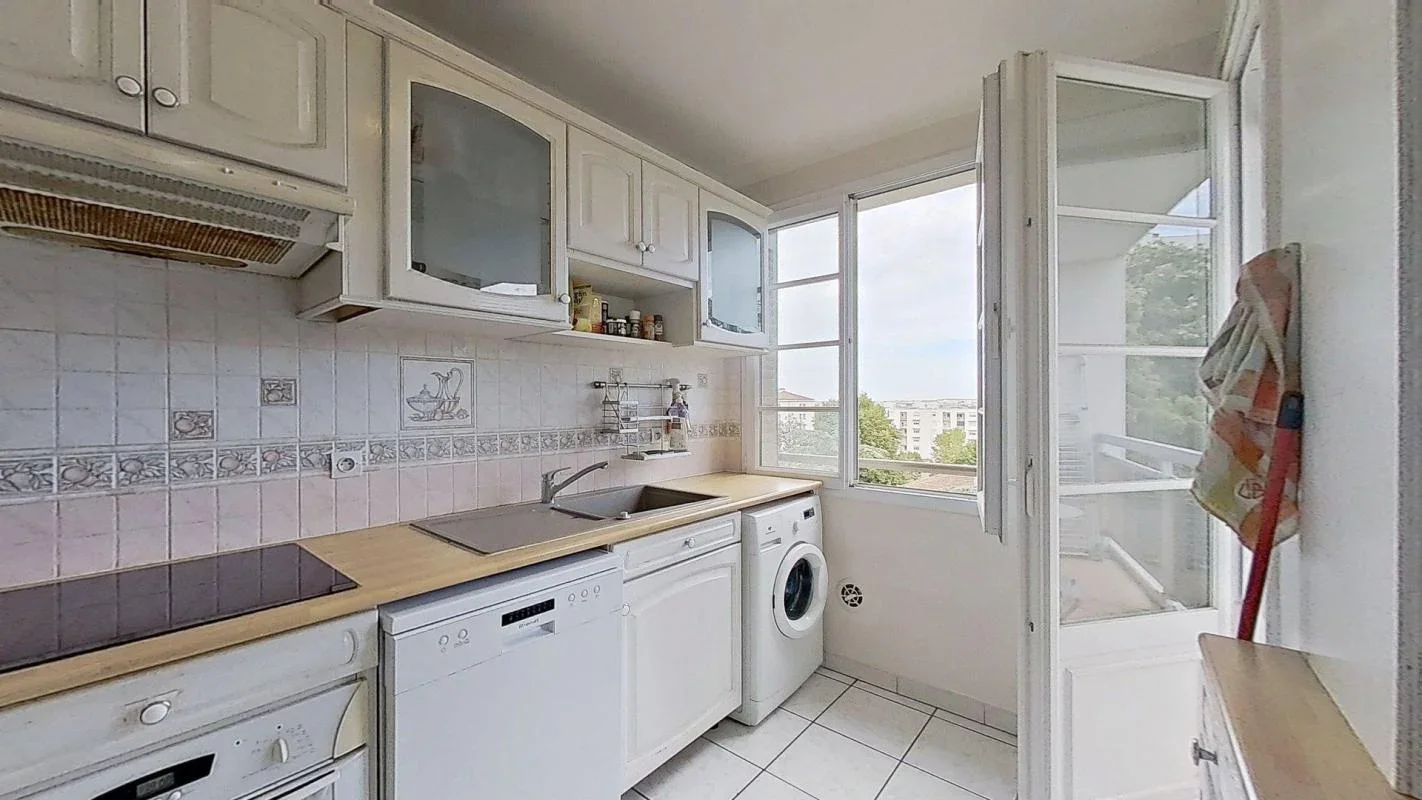 Appartement Avenue Barthélémy Buyer à Lyon