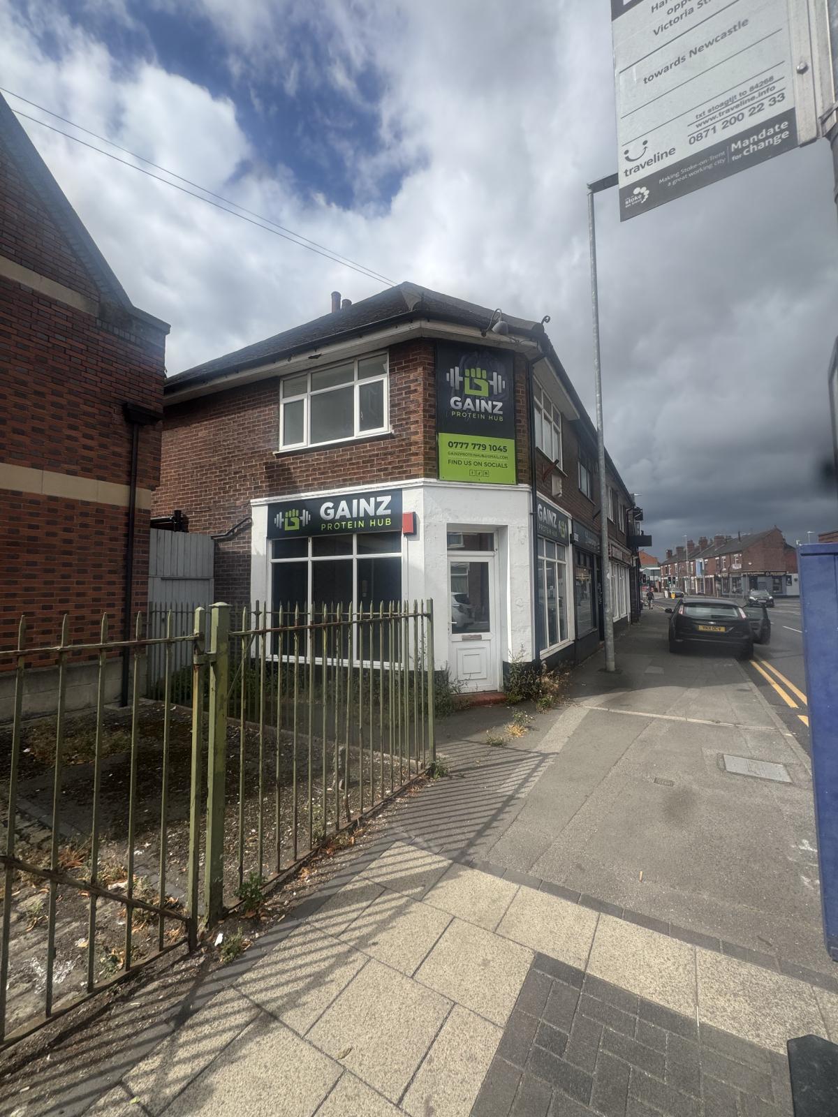 Flat Hartshill Road in Stoke-on-Trent