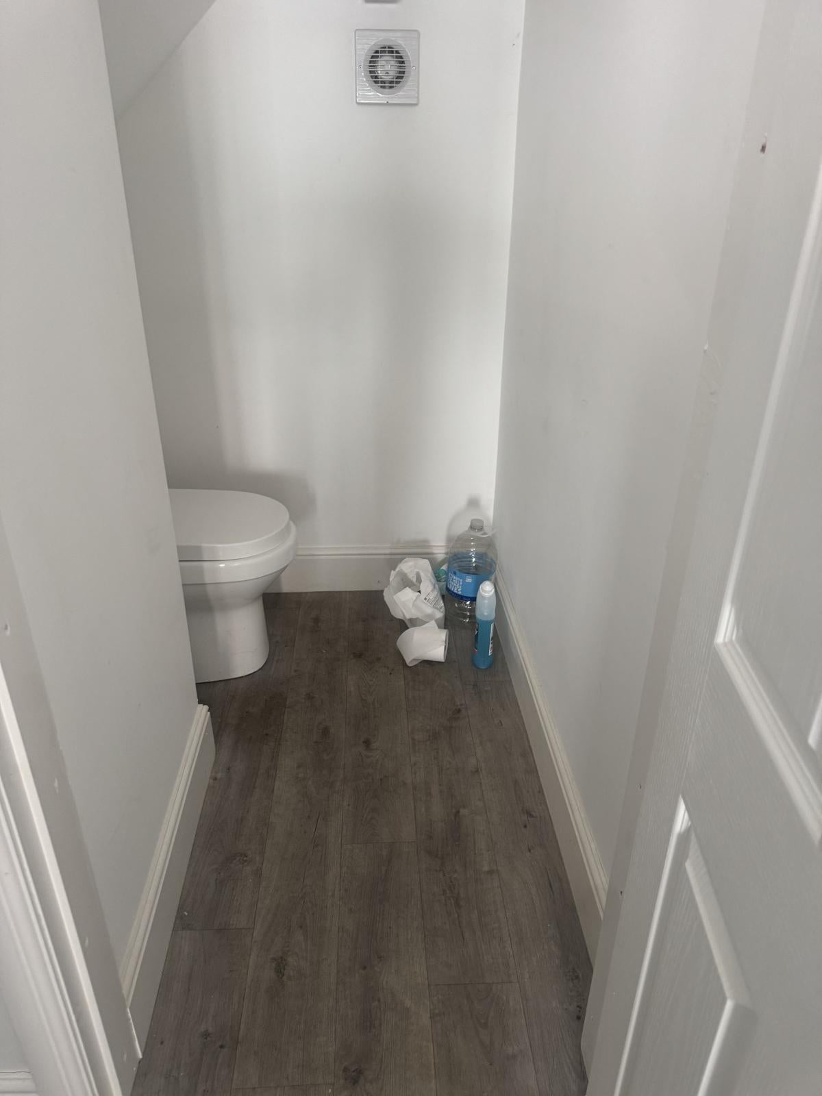 Flat Hartshill Road in Stoke-on-Trent