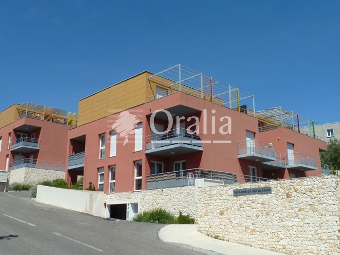 Appartement Rue de la Hase à Nîmes