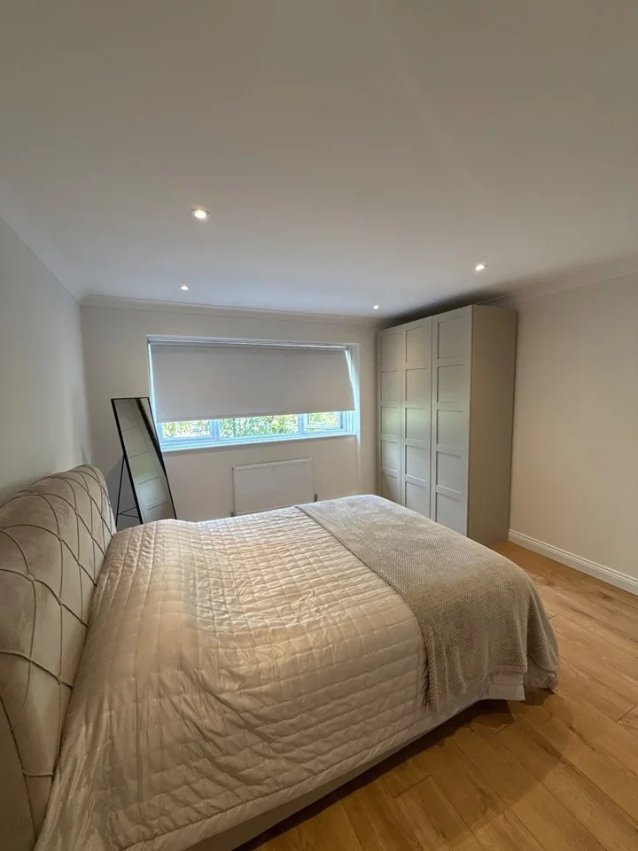 Room Alexandra Court in Greater London