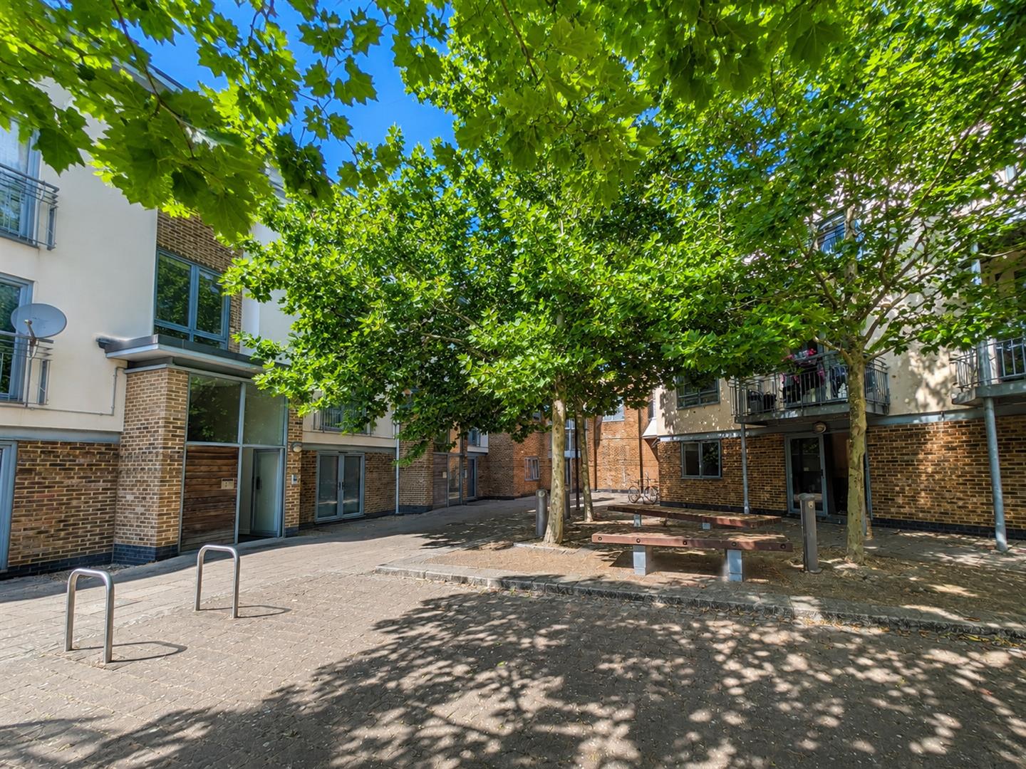 Flat Ballantyne Drive in Colchester