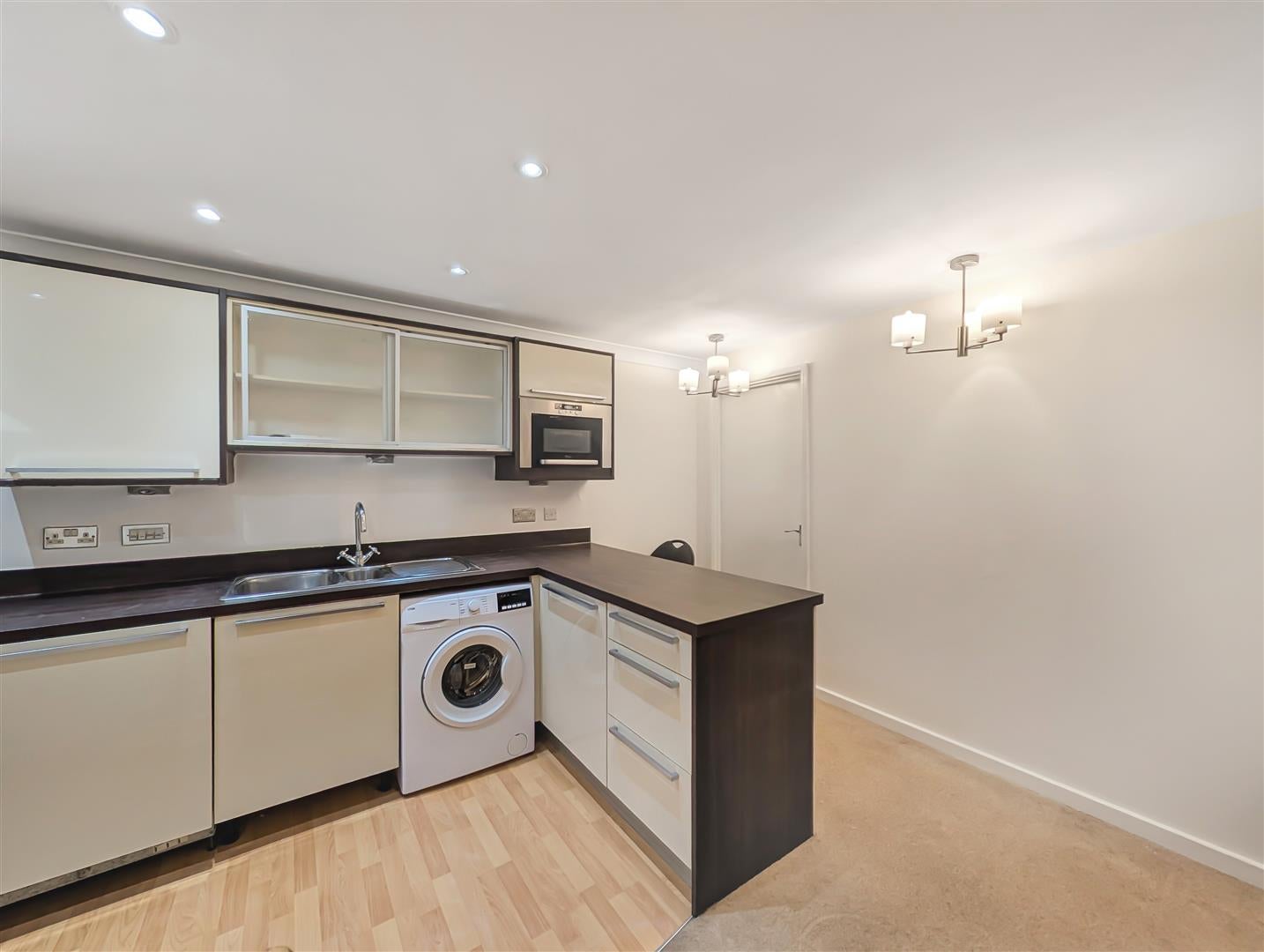 Flat Ballantyne Drive in Colchester