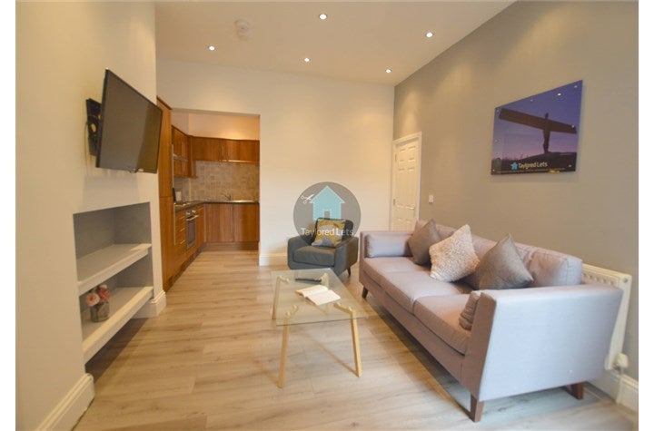 House Simonside Terrace in Newcastle upon Tyne