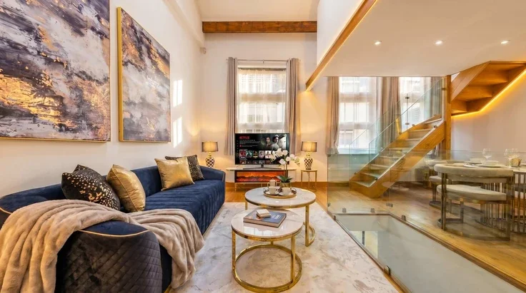 Flat Ovington Mews in Greater London
