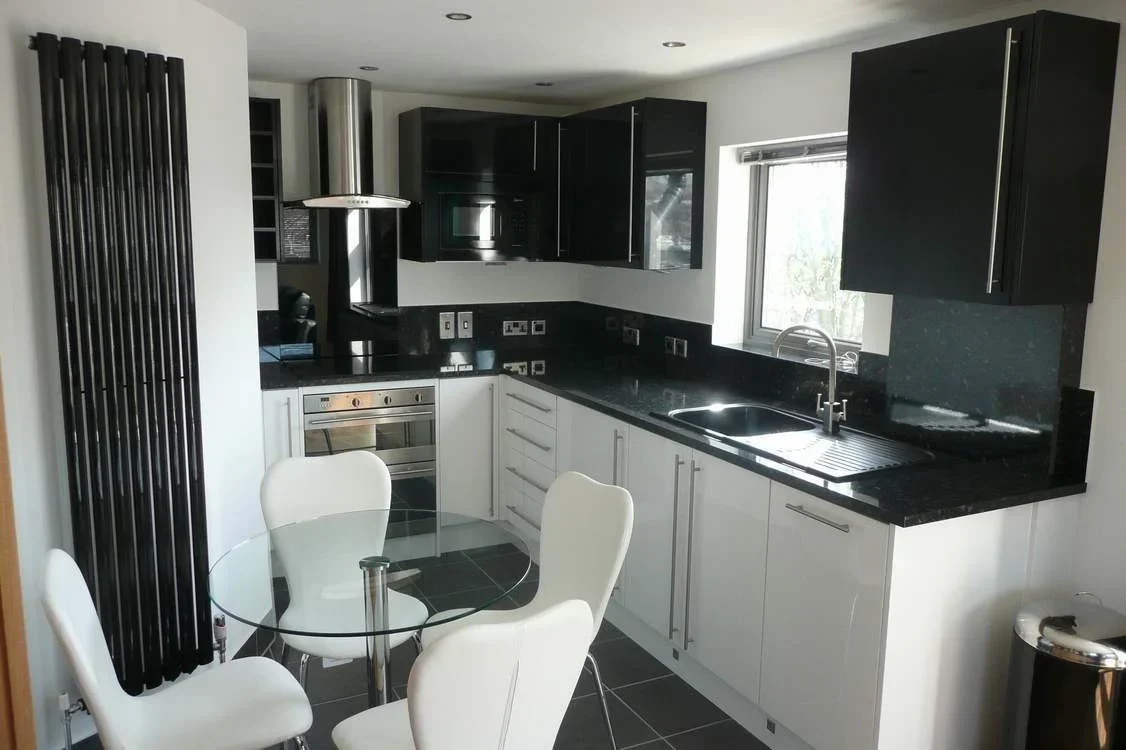 Flat Rhyl Street in Greater London