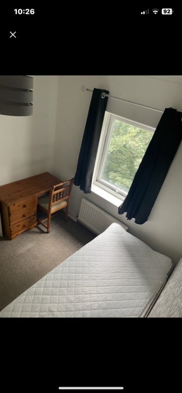 Room Parklands Drive in Chelmsford