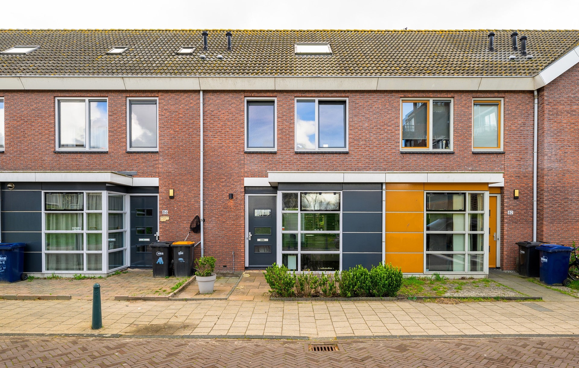 Huis Kamilleveld 84 in Den Haag