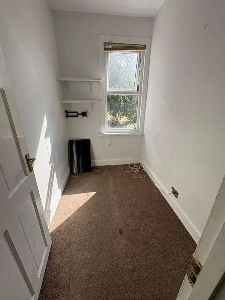 Room Ham Park Road in Greater London