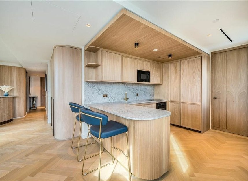 Flat Fareham Street in City of Westminster