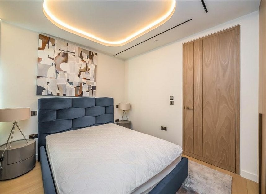 Flat Fareham Street in City of Westminster