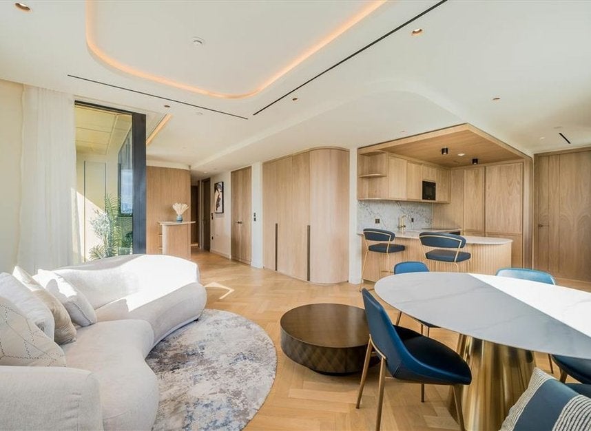 Flat Fareham Street in City of Westminster