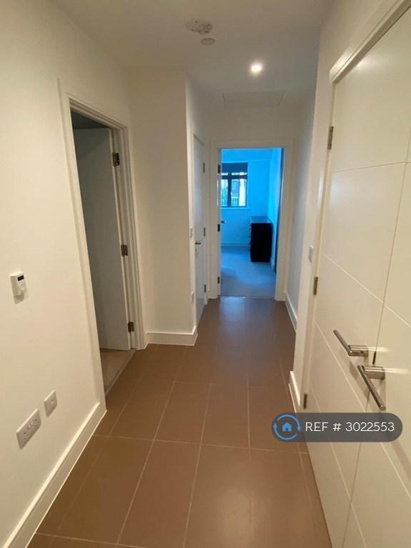 Flat Colston Avenue in Bristol