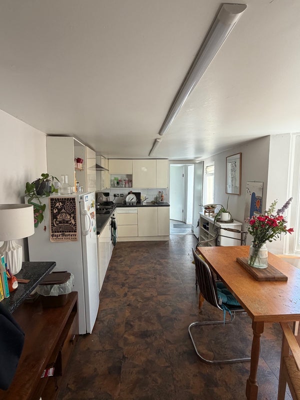 Room Everthorpe Road in Greater London
