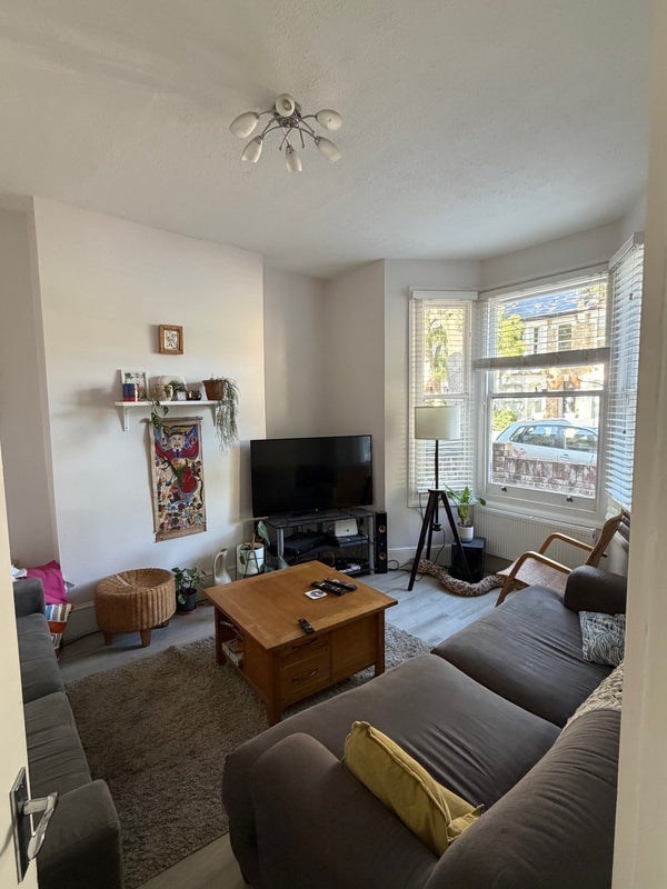 Room Everthorpe Road in Greater London